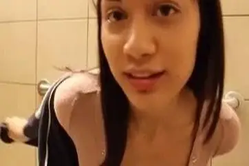 Agiesta Lagi di Toilet poster